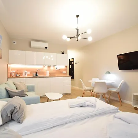 Rentplanet - Solny Apartament